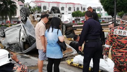 Missing man found dead in car that plunged into river