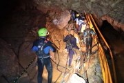 Final push to save remaining five from Thai cave