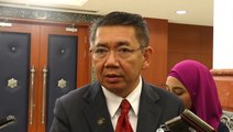 Salahuddin agrees to cut “lazy” MPs allowance