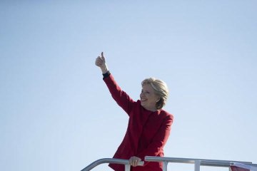US polls 2016: Clinton excited on election eve