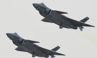 China unveils stealth fighter to rival USAF