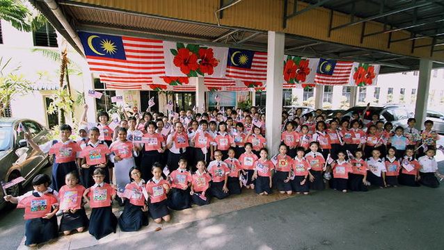 Ipoh pupils spread the message of unity