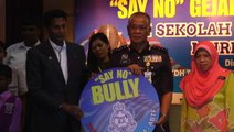 Police, teachers and parents should curb school bullying together