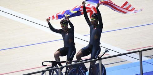Cycling and squash team lead charge to complete 111-gold mission