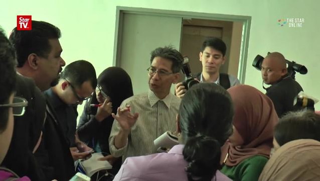 Lawyer pleads not guilty to molesting university students