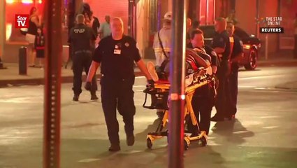 33 injured in high-speed train collision in Philadelphia
