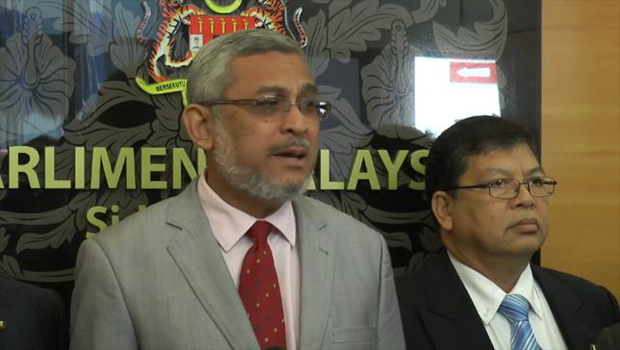 Khalid Samad alleges Pasir Salak MP's son lead angry mob in attack at Parliament compound