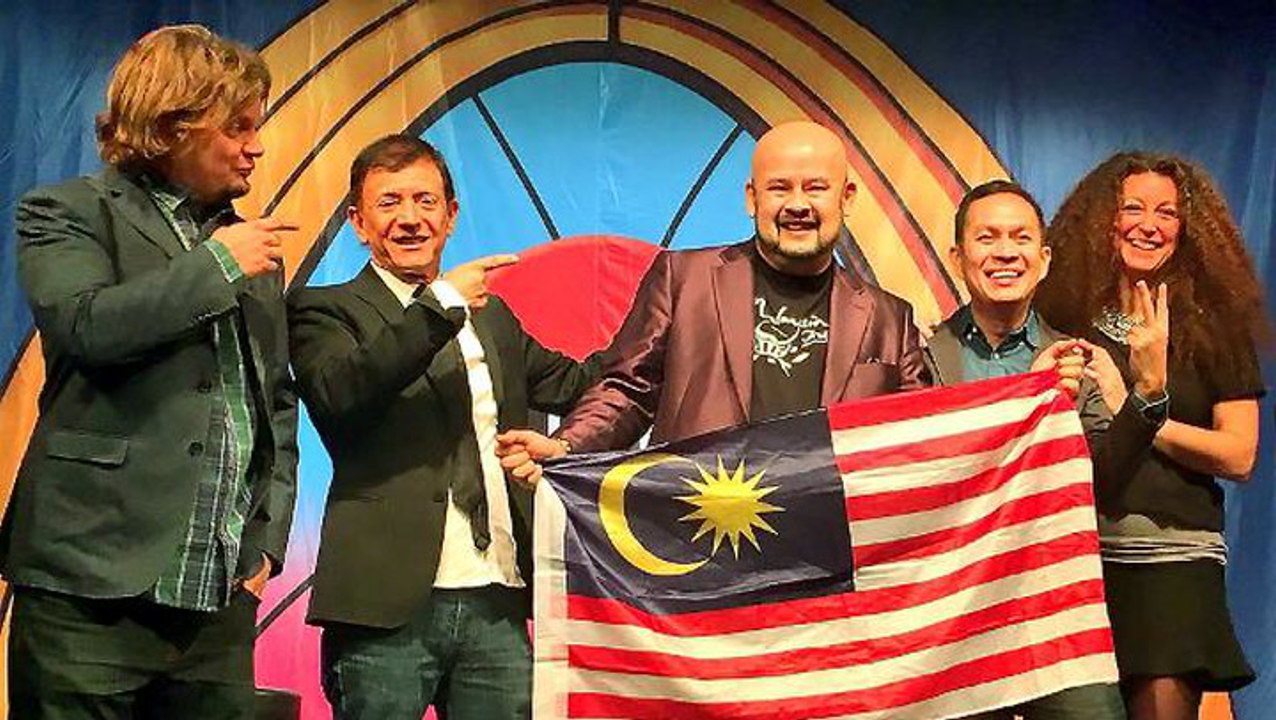 Harith received another RM100,000 for his 'funniest person in the world' title