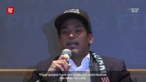 Khairy backs Faiz over English speech at FIFA awards