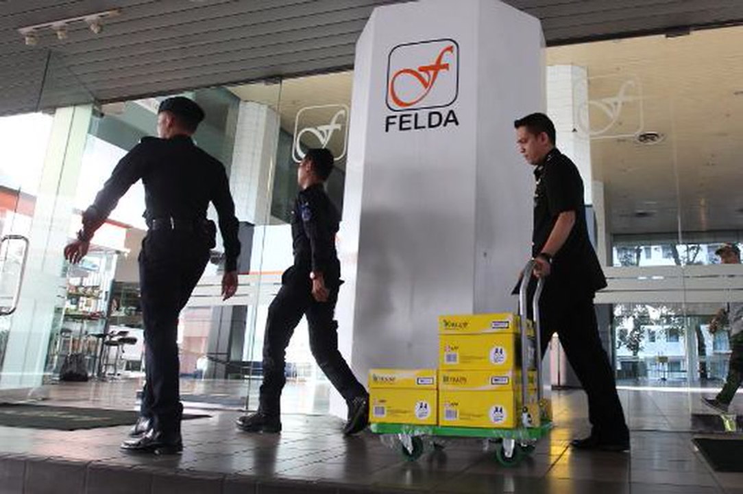 MACC officers raid FIC