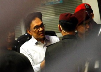 Скачать видео: Anwar can challenge Pardons Board’s decision