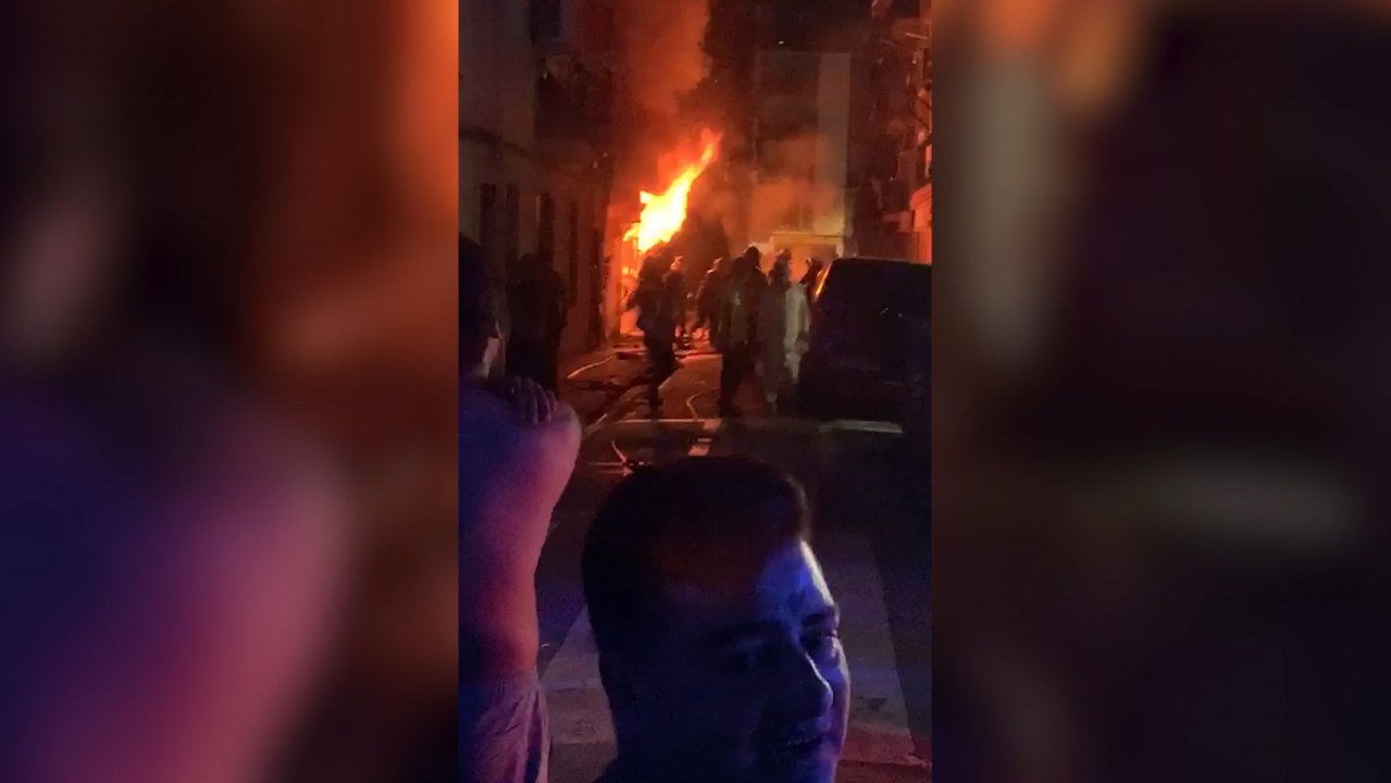 Tres muertos y seis heridos en un incendio en la Barceloneta
