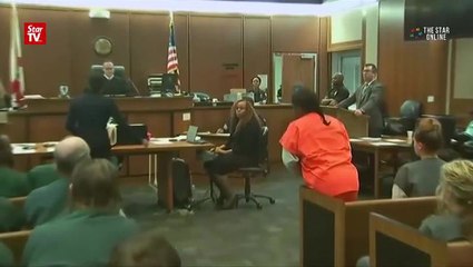 A girl missing for eighteen years defends her kidnapper