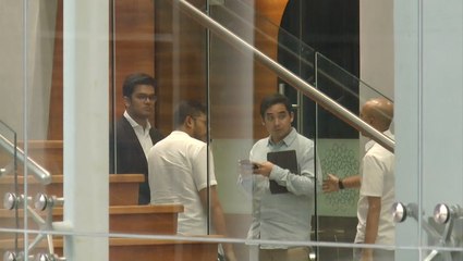 Najib arrested by MACC for RM2.6bil in his account, to be charged on Thursday