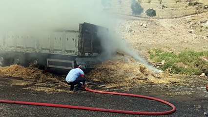 Kurtalan'da saman yüklü tır yandı - SİİRT