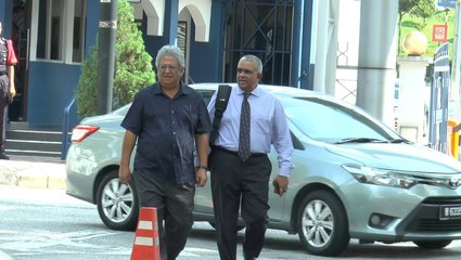 Datuk Zaid Ibrahim gives statement to police over Selangor Sultan remark