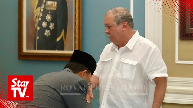 Johor Sultan accepts Osman's resignation