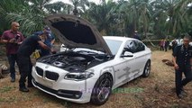 Cops recover white BMW used in JB petrol station murder