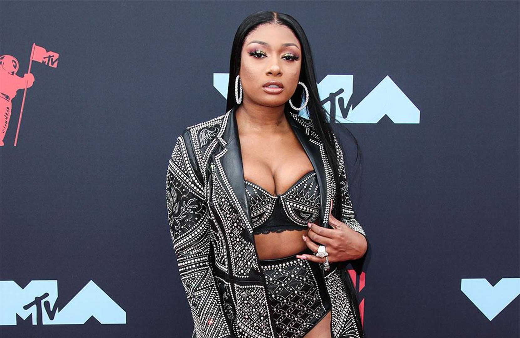 ⁣'I'ma twerk, and it's gon' look this way': Megan Thee Stallion doesn't