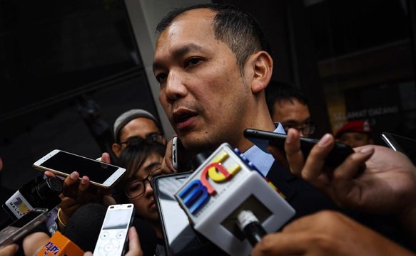 Retailers: Numbers are on the rise in consumer spending