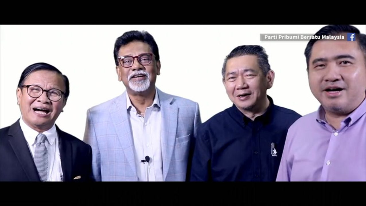 PM and Pakatan Harapan leaders extend Aidilfitri greetings in FB video