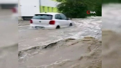 - Almanya’da çöl sıcaklarının ardından şiddetli yağış başladı- Bad Soden sular altında kaldı