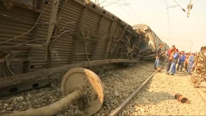 Train derails in India killing seven