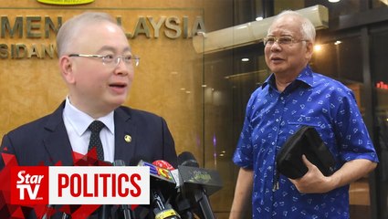 Télécharger la video: Dr Wee defends Najib’s appointment as BN advisory board chairman