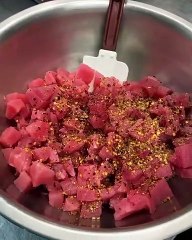 HAWAIIAN STYLE POKÉ!!!  Some of the best POKÉ around made fresh daily!
