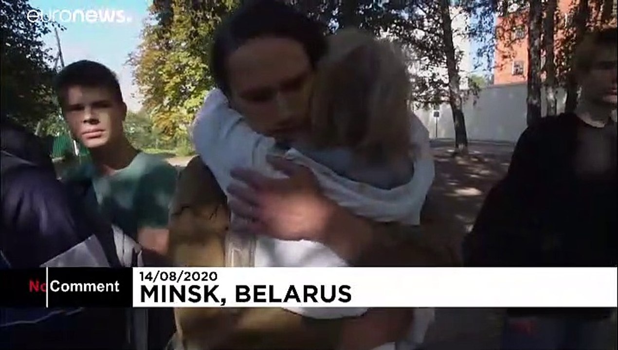 Bélarus : des détenus libérés racontent les mauvais traitements