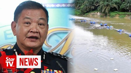 Скачать видео: IGP: Sabotage being ruled out as cause of Sg Selangor diesel contamination