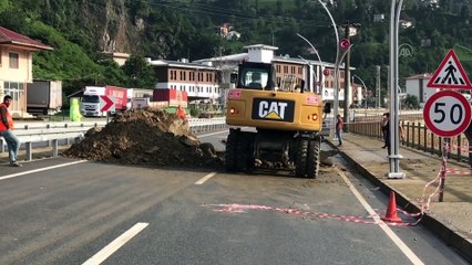 Yağış nedeniyle kara yolunda çökme meydana geldi - RİZE