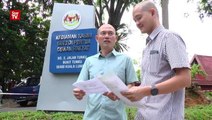 Two DAP MPs are denied from inspecting constuction at Pandikar's official residence