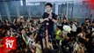 Freed Hong Kong democracy activist joins mass calls for leader to quit