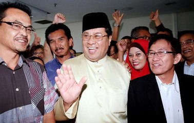 Saifuddin apologises to Khalid over slanderous allegations