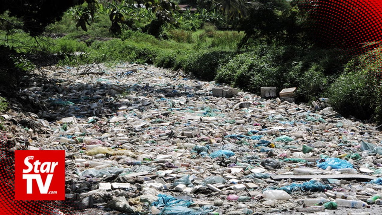 Irrigation canal in Alor Setar being treated like an ‘open sewer'
