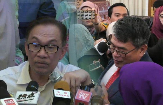 PKR MPs willing to give up seats for Anwar, says Selayang MP