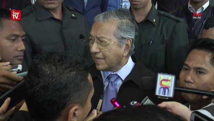 Download Video: Tun M tells political appointees who have yet to receive salaries to be patient