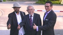 Exiled Singaporean activist meets Tun M, lauds Malaysia’s democracy