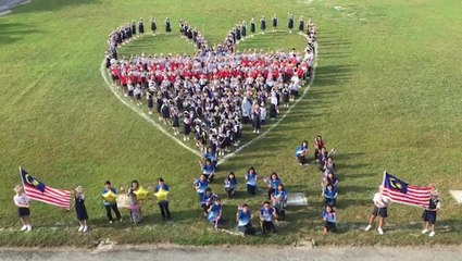 SJK(C) Min Sin celebrate Merdeka in a ‘heart’ way