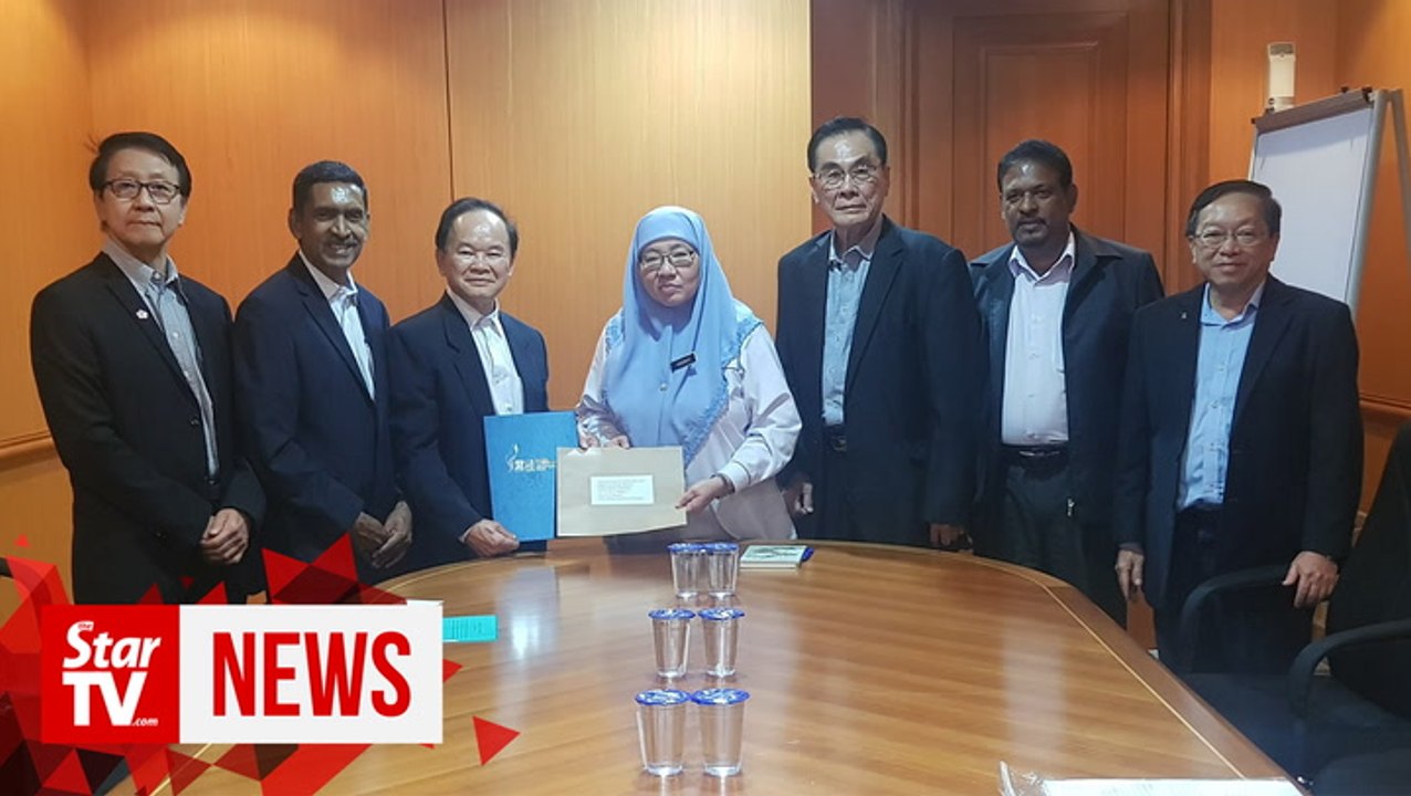 Educationist group meets ministry officials over issue of Jawi calligraphy teaching in schools