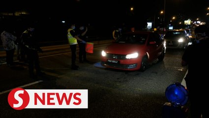 Fewer cars on Selangor roads as compliance with MCO picks up