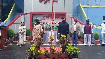 स्वतंत्रता दिवस पर निगम प्रशासक ने फहराया तिरंगा, लॉन्च की गई नई वेबसाइट