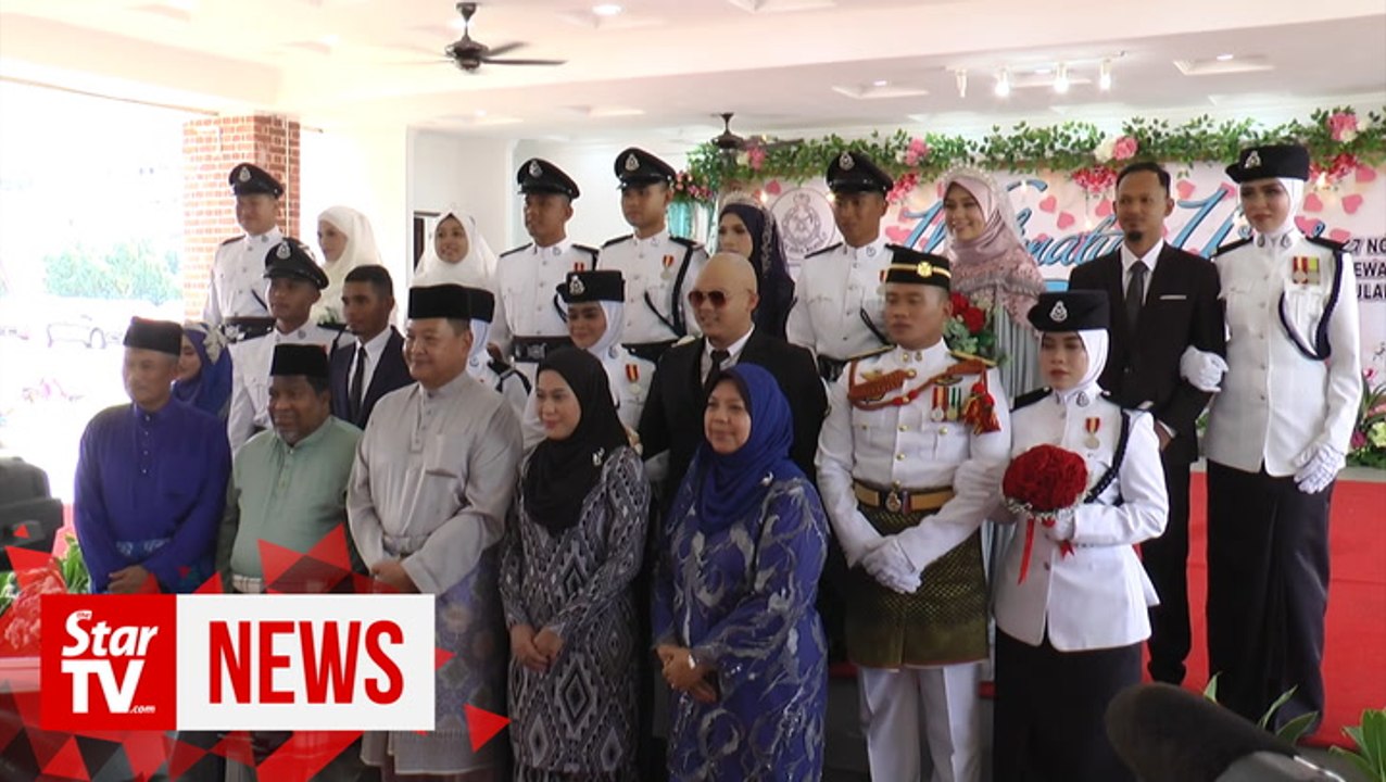 Cops reduce their wedding costs at mass wedding event