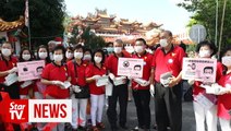 Coronavirus: Thean Hou temple gives free face masks to visitors