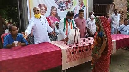 अमेठी: मानवता ही नहीं, मदद भी कांग्रेस की परम्परा- प्रदीप सिंघल