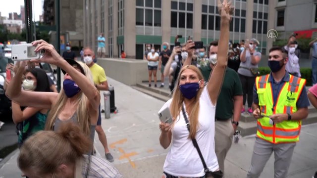 ABD Başkanı Trump, New York'taki hastanede tedavi gören kardeşini ziyaret etti - NEW YORK