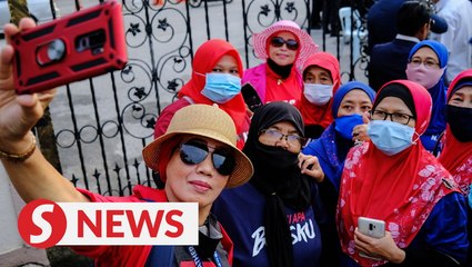 Cops: Najib’s supporters face compounds if they violate SOP