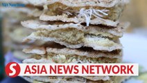 Vietnam News | Nom, nom, Vietnam - Miller rice crackers