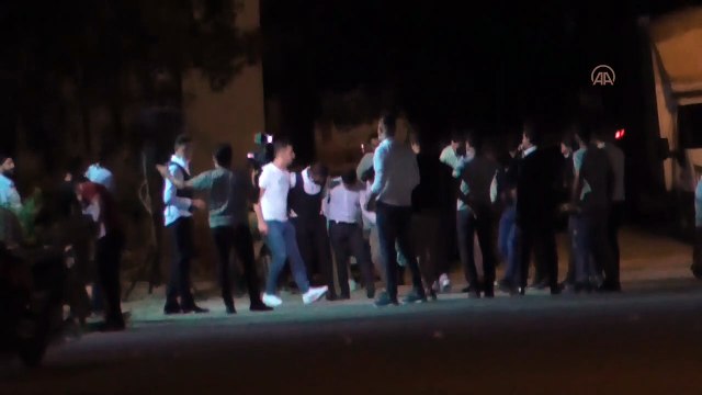 Sokak düğününe katılan gençler, koronavirüs salgınını hiçe saydı - KONYA